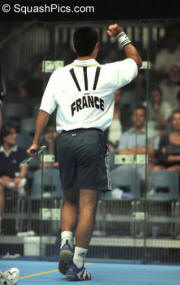http://www.squashpics.com/2004%20images/Lincou%20006%20ETC001520.jpg