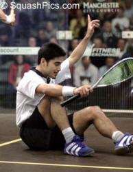 http://www.squashpics.com/2004%20images/Lincou%20009%20BO021935.jpg